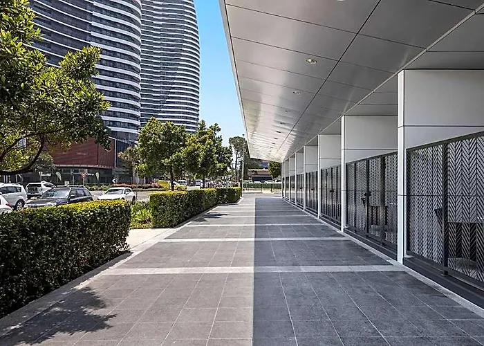 Meriton Suites Broadbeach