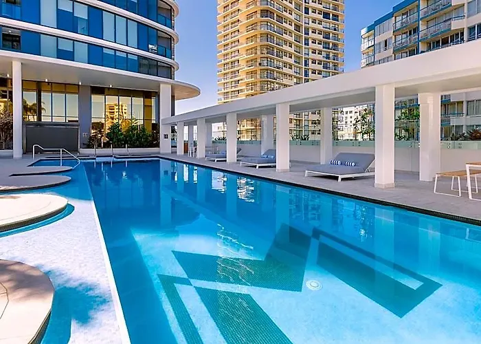 Meriton Suites Surfers Paradise