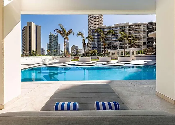 Meriton Suites Surfers Paradise